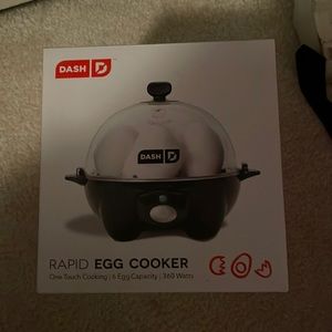 Egg cooker